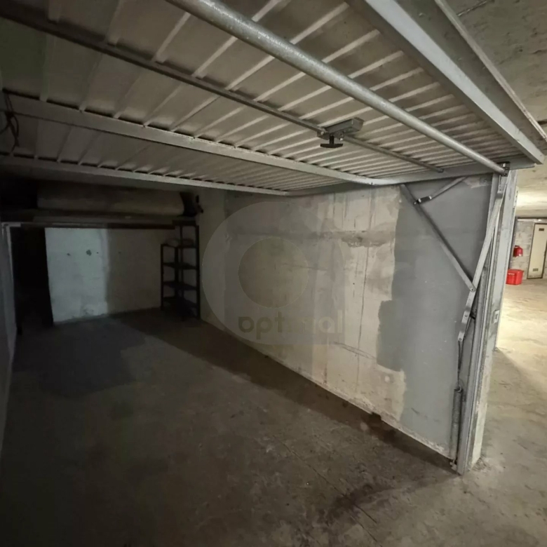 GARAGE ROQUEBRUNE CENTRE VILLE