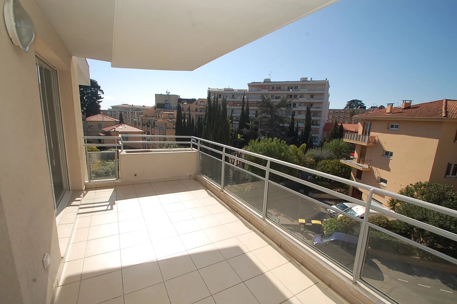 MENTON OUEST PROCHE ROQUEBRUNE CARNOLES