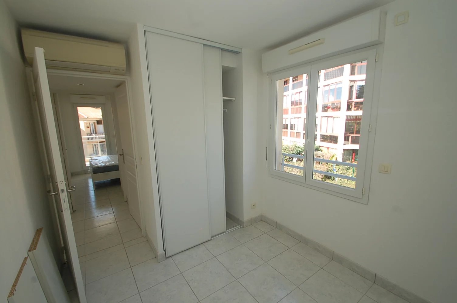 MENTON OUEST PROCHE ROQUEBRUNE CARNOLES
