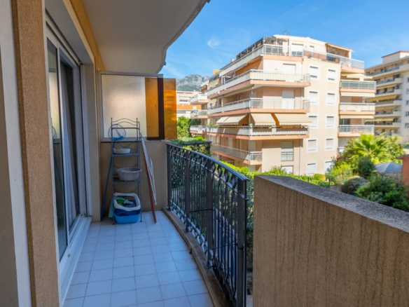 Bel appartement 2 pièces à Menton Centenaire