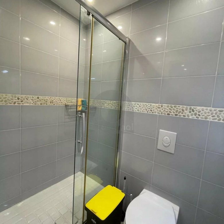 MENTON GARAVAN : A LOUER STUDIO MEUBLE