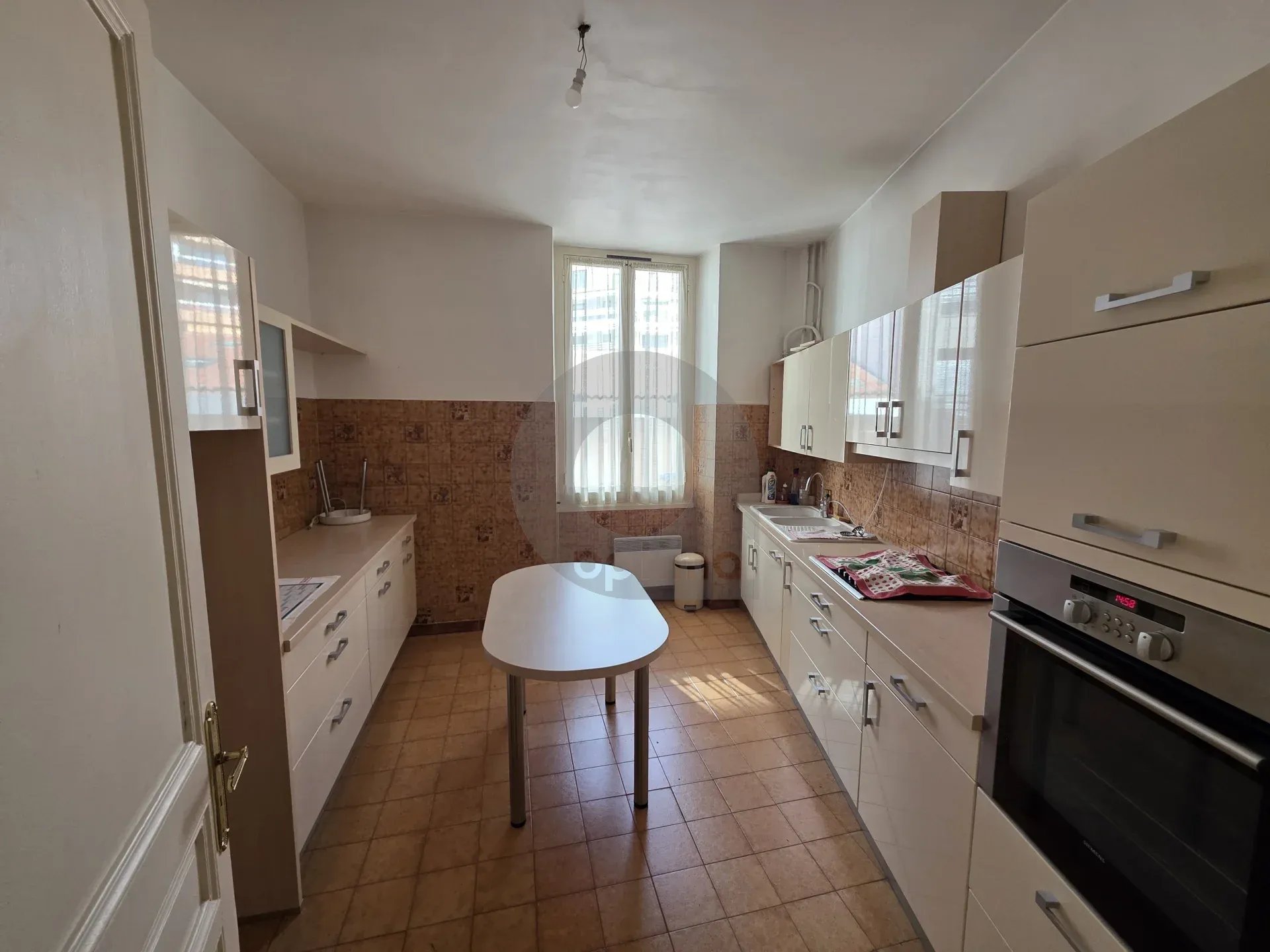 GRAND APPARTEMENT TROIS PIECES MENTON GARE ROUTIERE