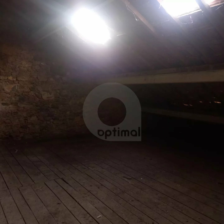 Loft brut à aménager, avec terrasse et jardin –  Hauteurs Breil sur Roya