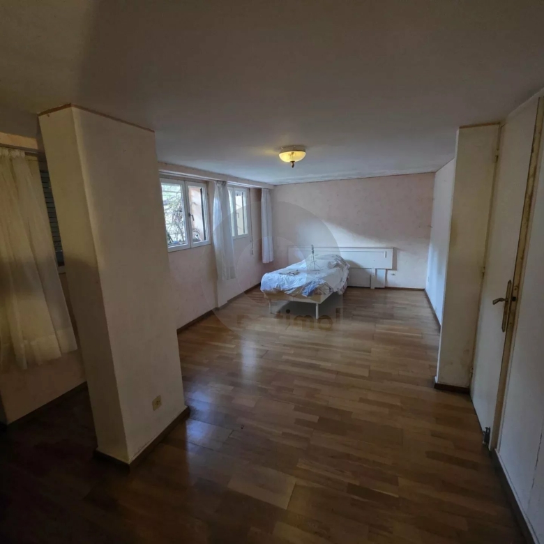 GRAND STUDIO AVEC GRANDE RESERVE GRANDE CAVE PARKING ROQUEBRUNE CAP MARTIN