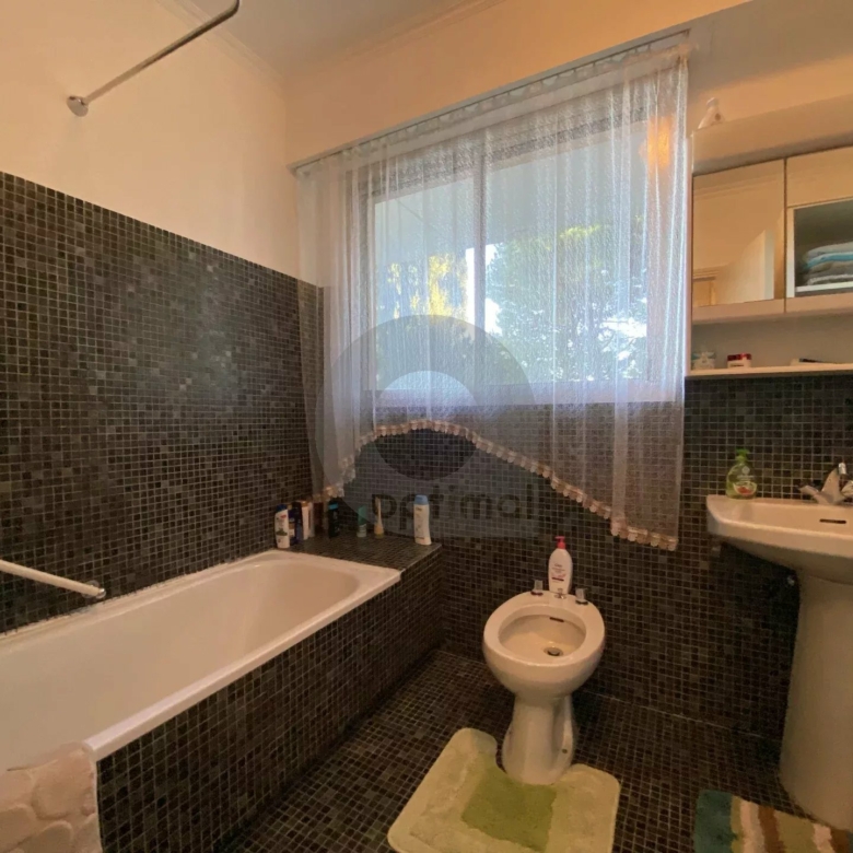 Roquebrune 2 PIÈCES 60M2 CAP MARTIN VUE MER PARKING
