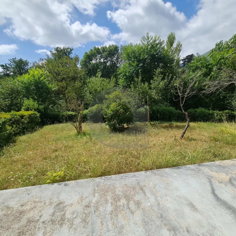 MAISON JUMELEE SOSPEL JARDIN