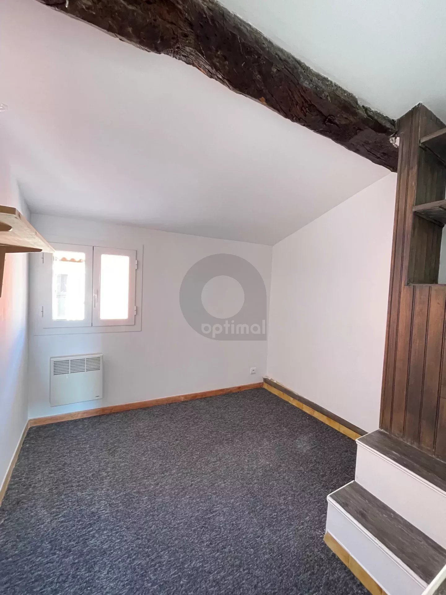 A LOUER APPT SECTEUR CABROLLES – SAINTE AGNES