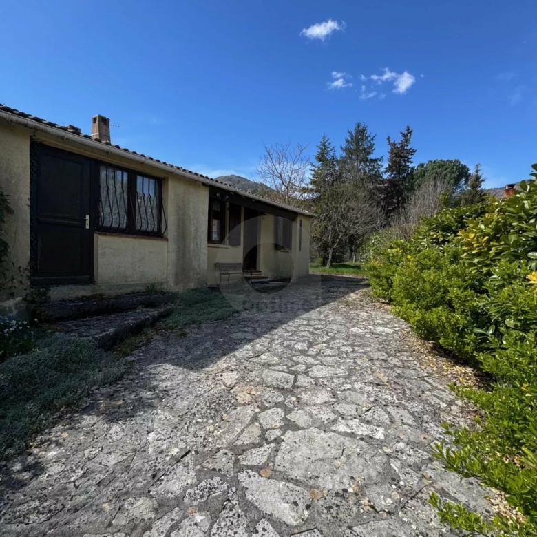 MAISON JUMELEE SOSPEL JARDIN