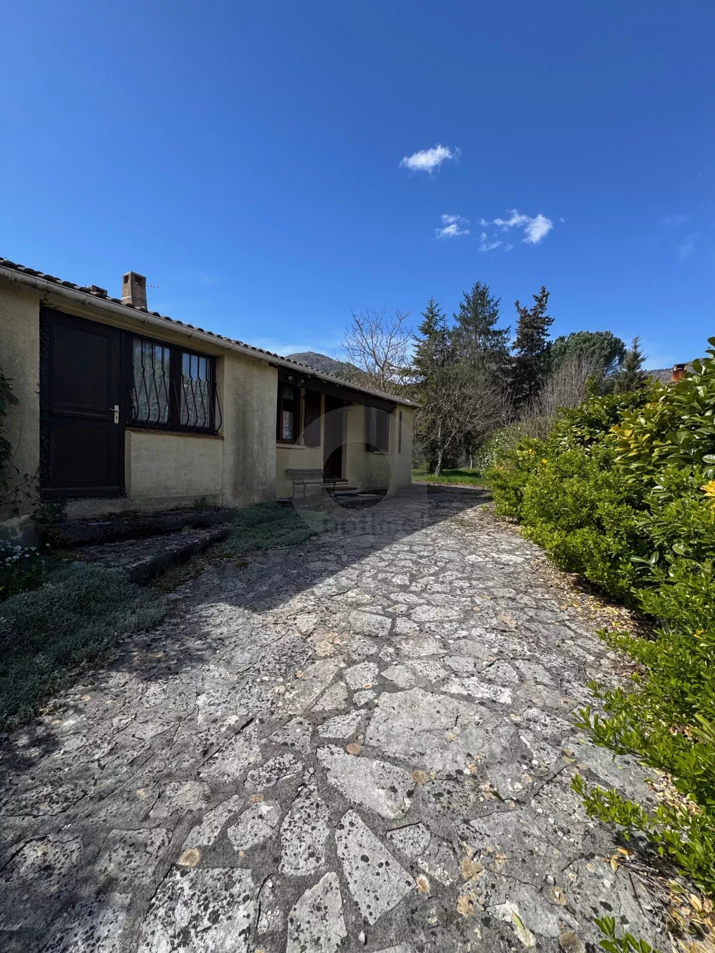 MAISON JUMELEE SOSPEL JARDIN