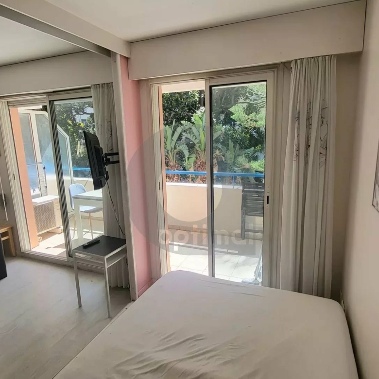 Menton Casino – appartement avec terrasse – vue jardin