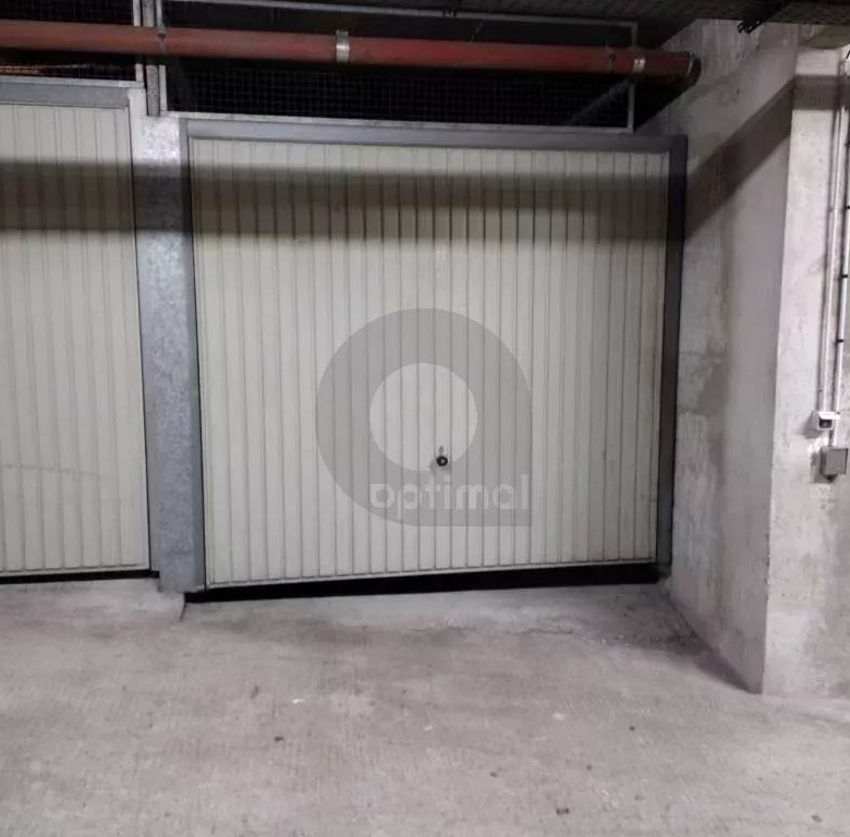 GARAGE A LOUER PROCHES GARES – MENTON