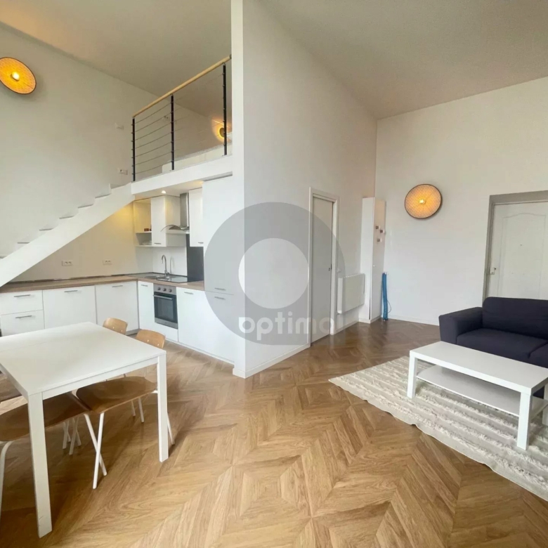 A louer : Appartement meublé esprit loft