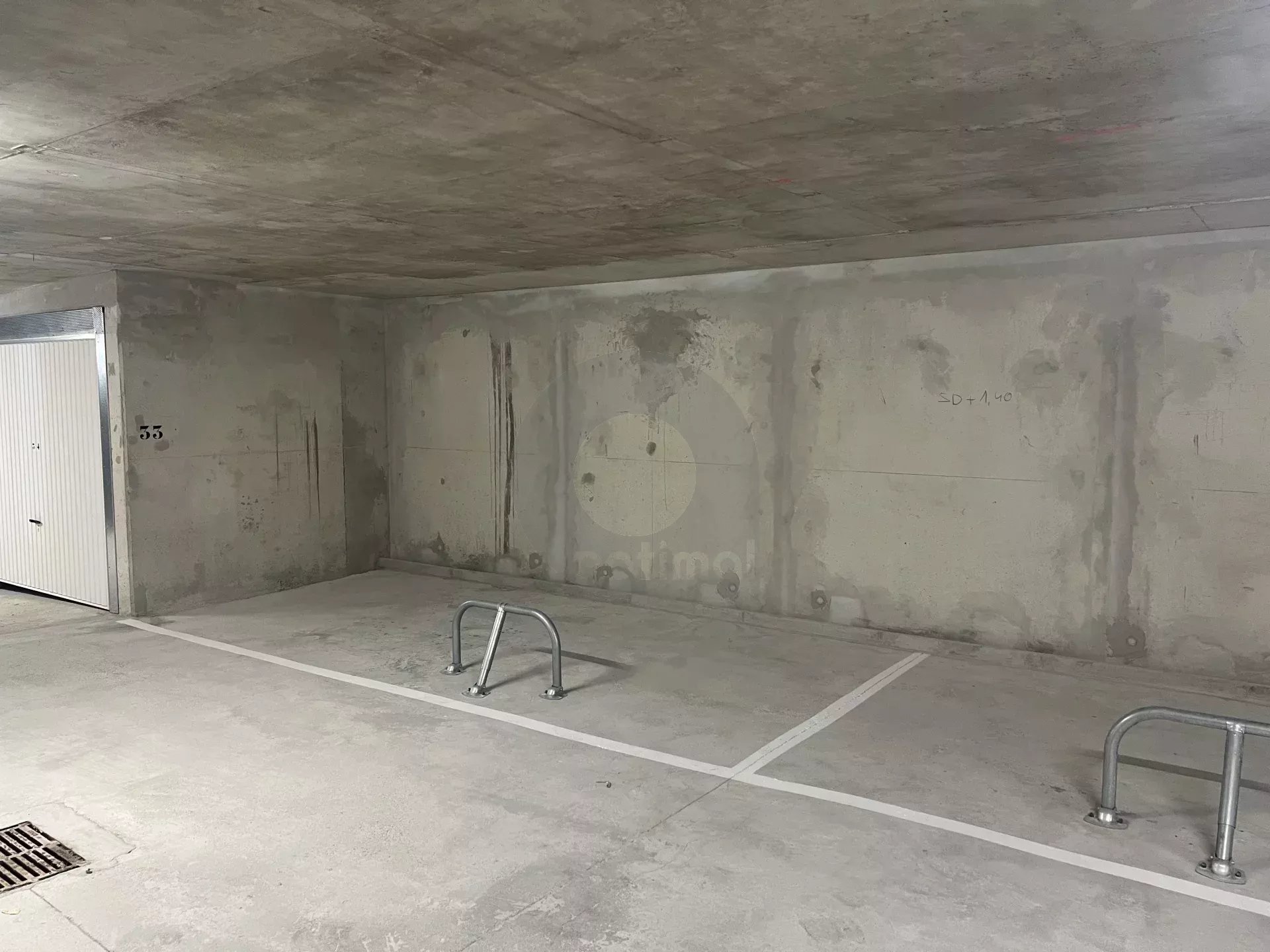 PARKING SOUS-SOL ROQUEBRUNE CENTRE