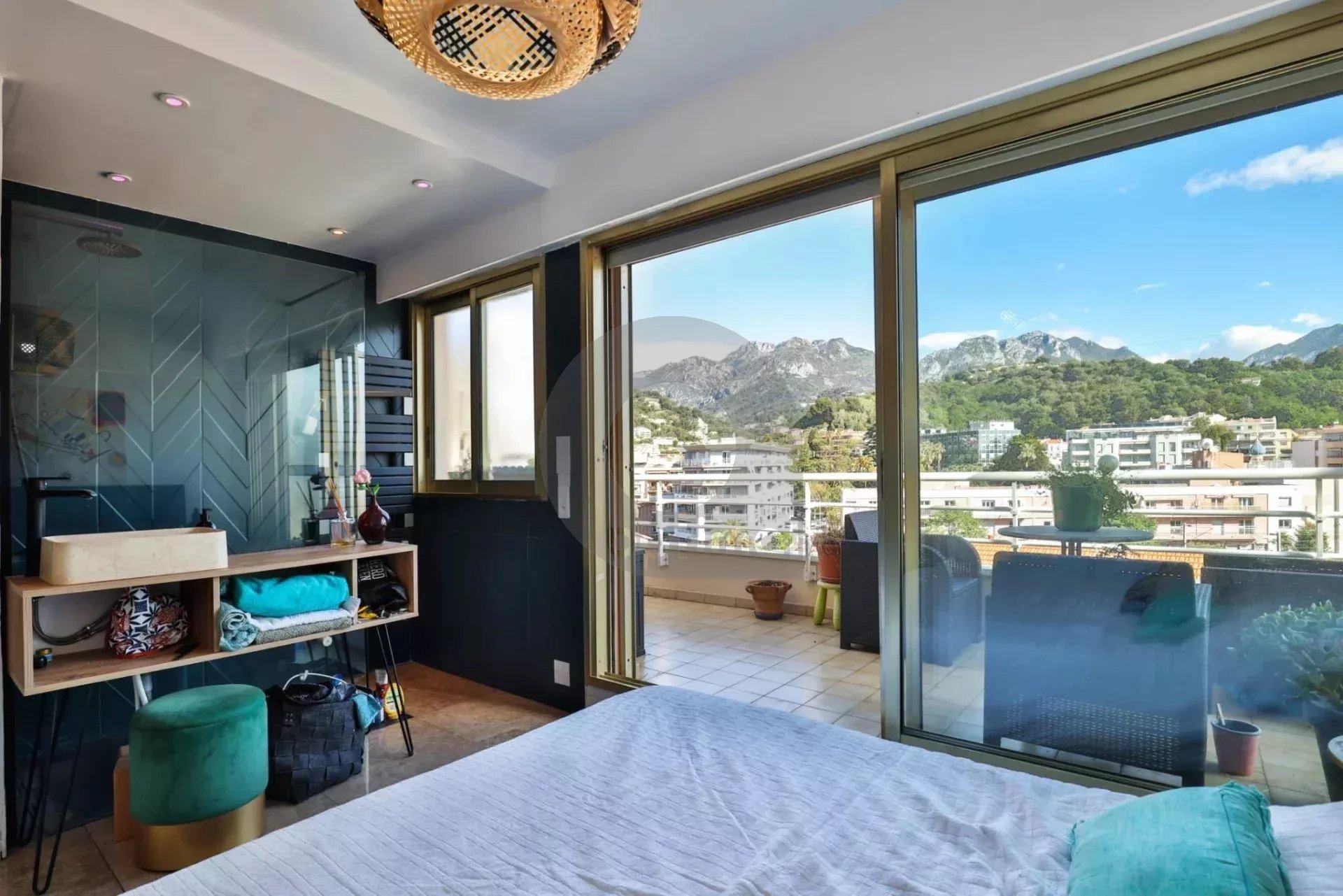 Centre Carnolès: Très bel appartement 4P avec Solarium – Vue panoramique – Garage