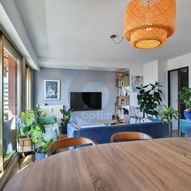 Centre Carnolès: Très bel appartement 4P avec Solarium – Vue panoramique – Garage