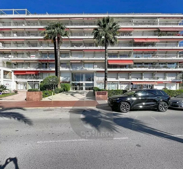 Menton Garavan – Résidence de grand standing – 2 pièces avec balcon – Vue latérale mer