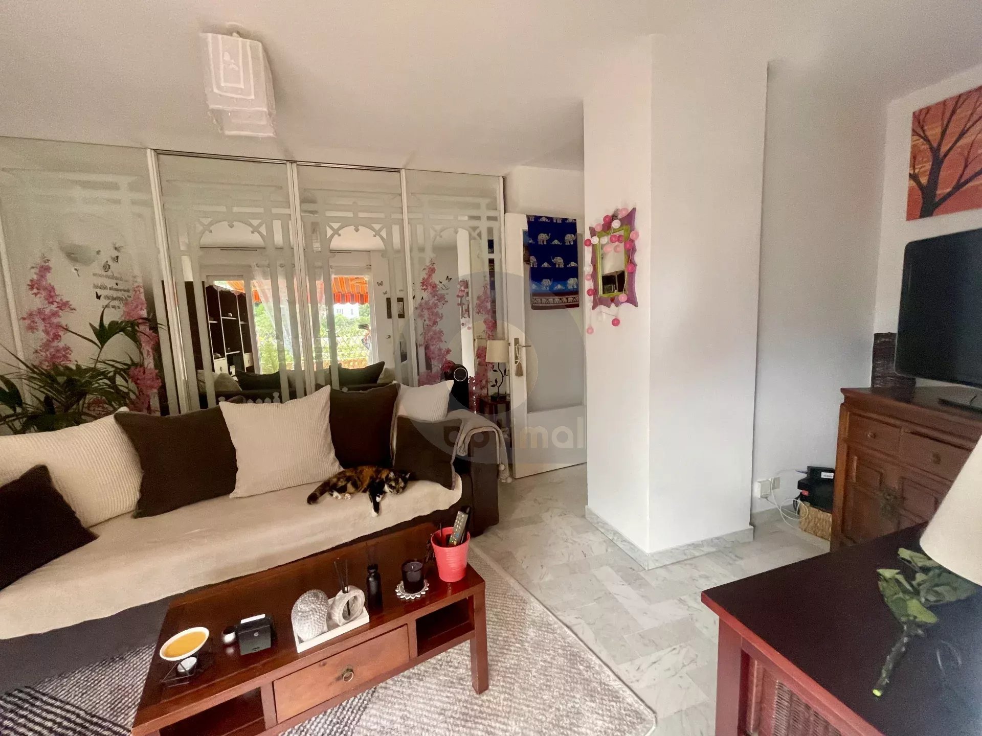 Menton mi-careï Studio 29m² terrasse 23m² cave