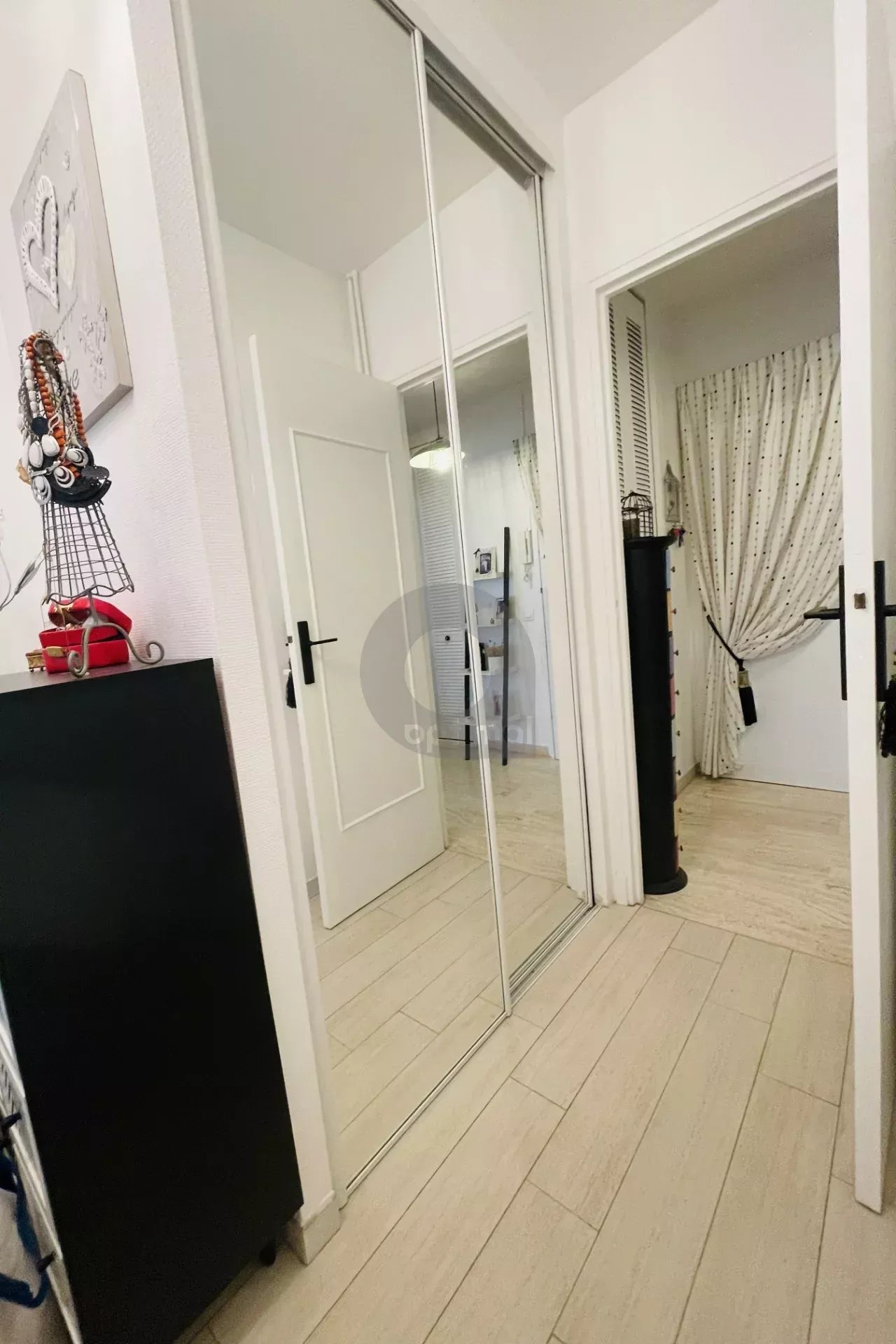 EXCLUSIVITE, superbe 2 pièces en avant dernier étage