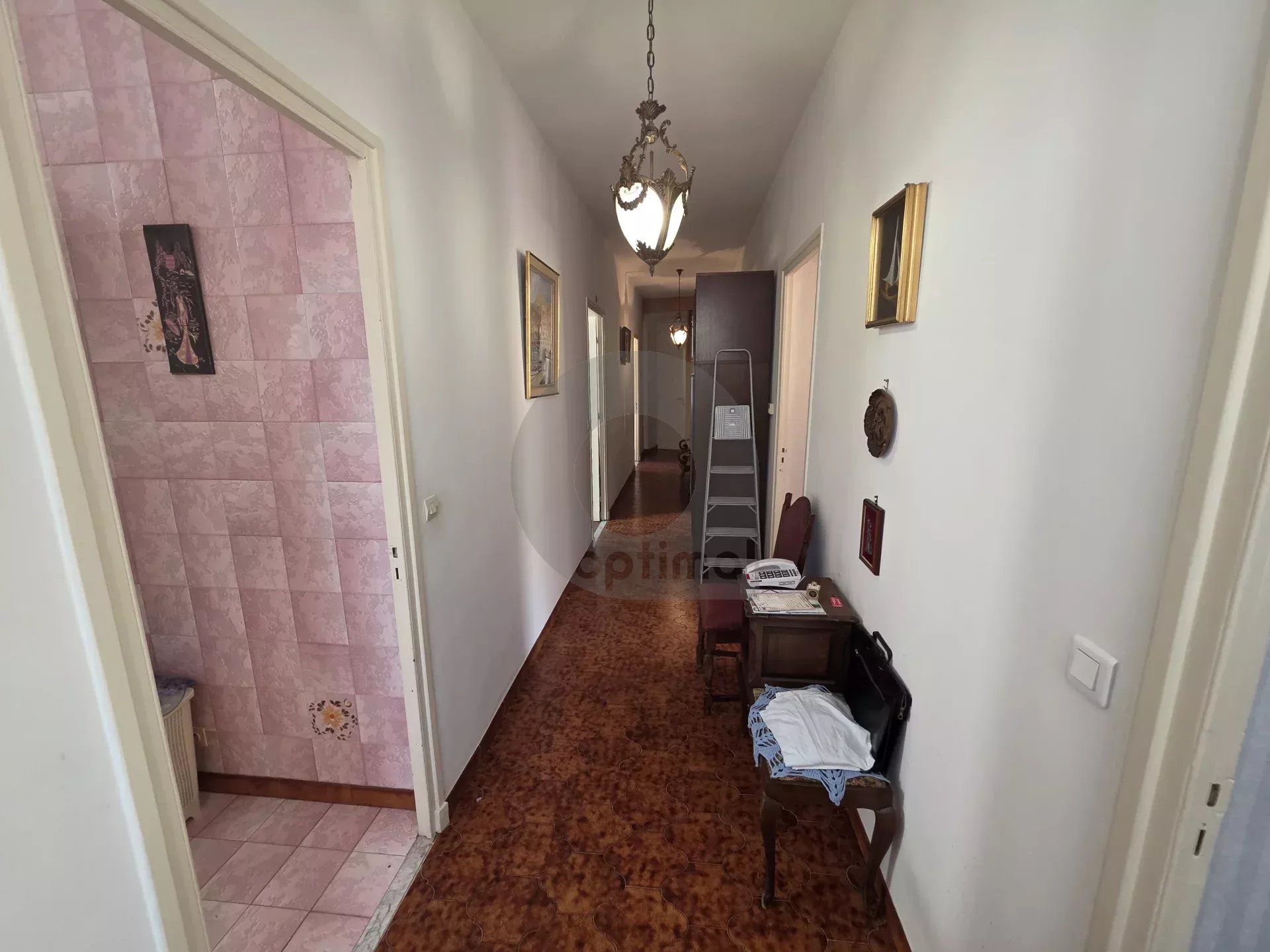 GRAND APPARTEMENT TROIS PIECES MENTON GARE ROUTIERE