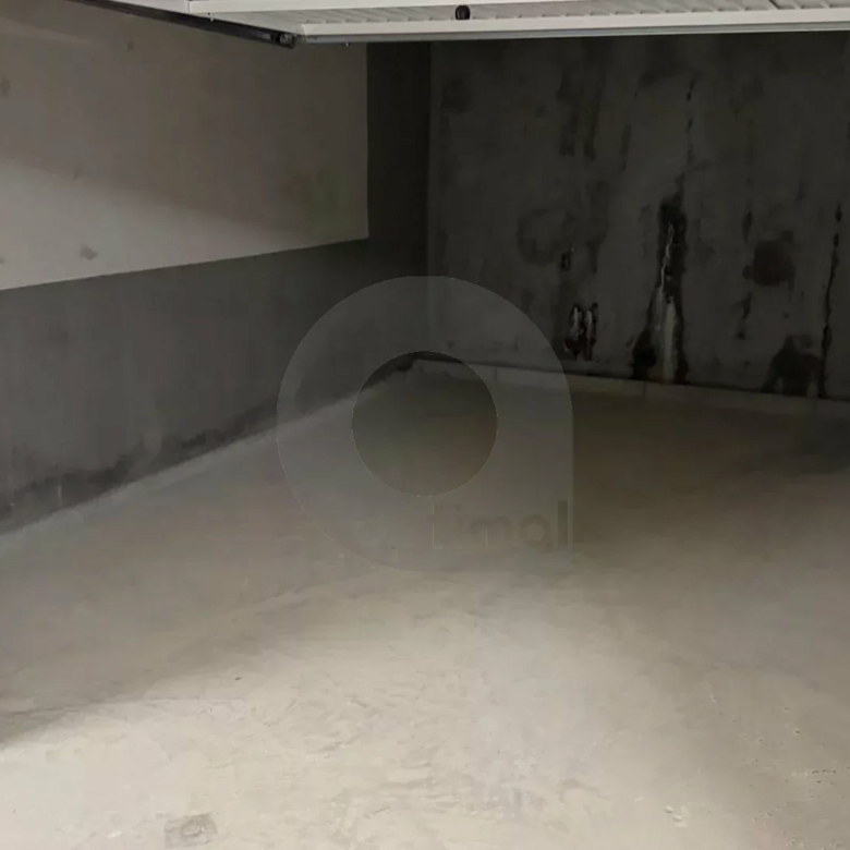 ROQUEBRUNE GARAGE CENTRE VILLE