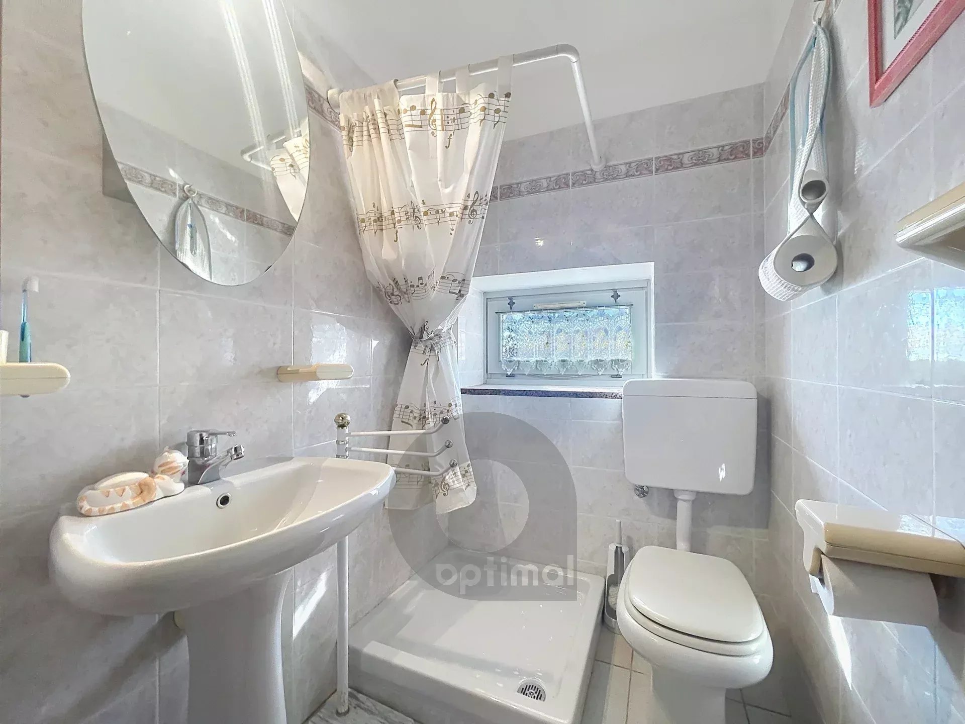 Menton Terres Chaudes – Résidence Bourgeoise – 2/3 pièces en triplex – Parking