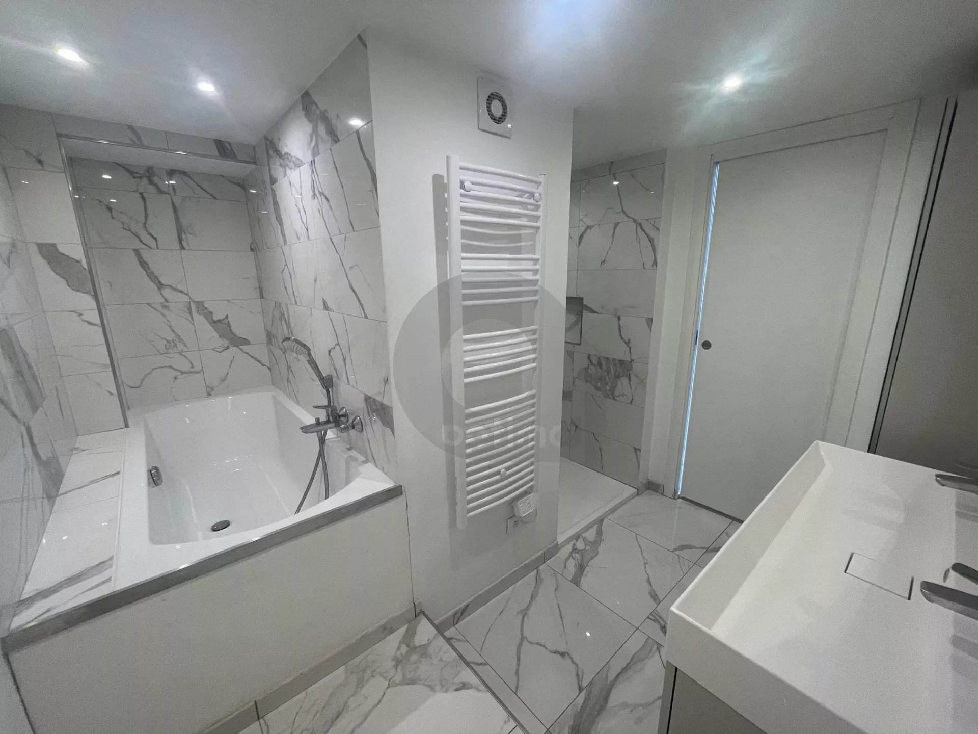 A louer : Appartement meublé esprit loft