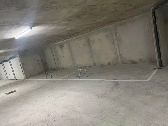 PARKING SOUS-SOL ROQUEBRUNE CENTRE