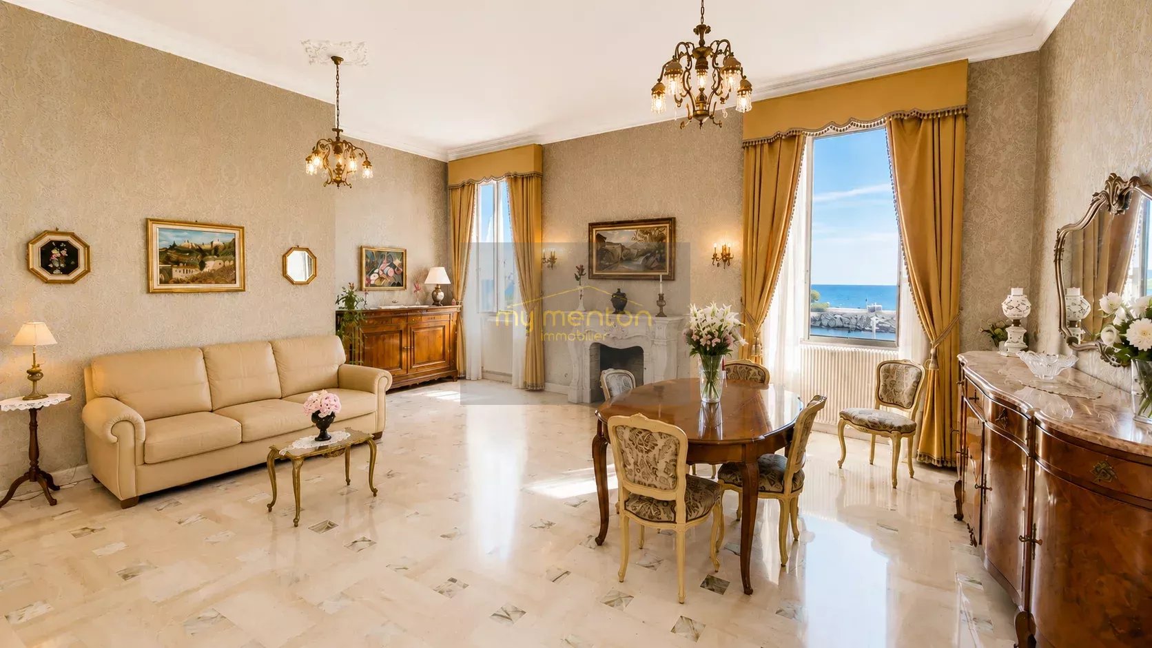 MENTON CENTRE ;  Appartement Bourgeois Front de mer