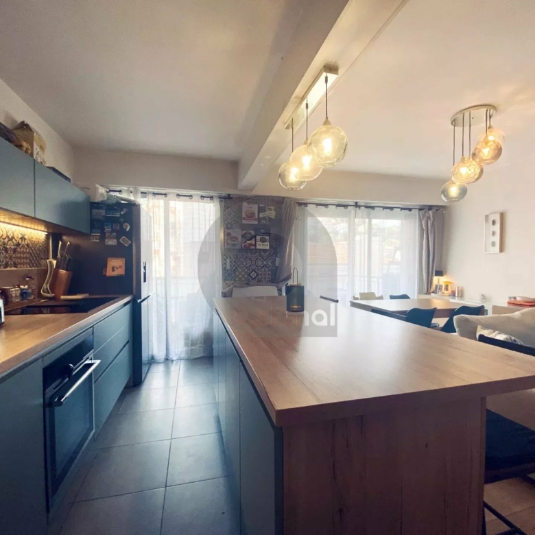 VENTE APPARTEMENT À ROQUEBRUNE-CAP-MARTIN