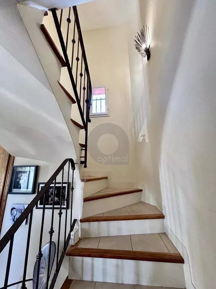 A VENDRE – LA TURBIE – MAISON DE CARACTERE 5P 170M2 – PISCINE POOLHOUSE JARDIN