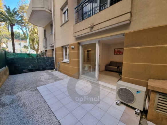 Spacieux studio Menton Borrigo