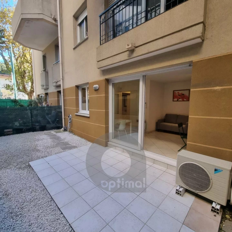 Spacieux studio Menton Borrigo