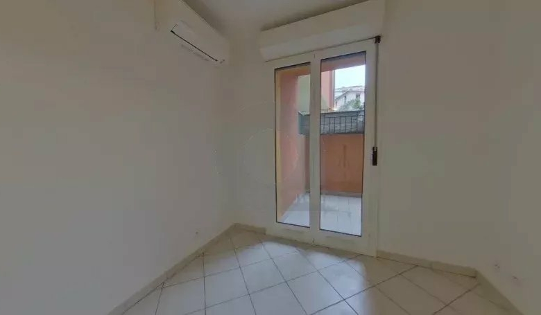 APPARTEMENT DEUX PIECES MENTON CENTENAIRE
