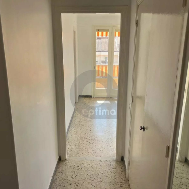 Beau STUDIO centre Menton