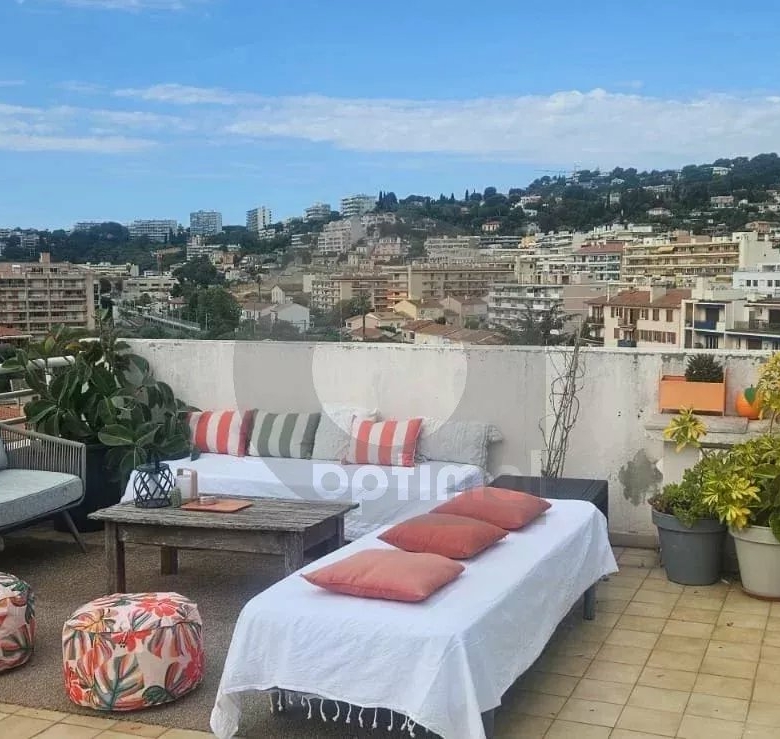 Centre Carnolès: Très bel appartement 4P avec Solarium – Vue panoramique – Garage