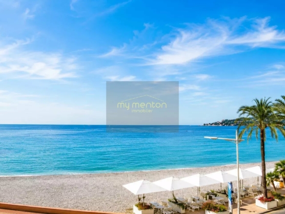 MENTON CENTRE ;  Appartement Bourgeois Front de mer