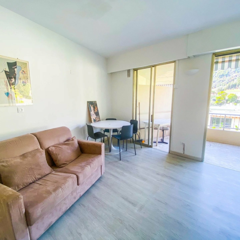 MENTON BOULEVARD GARAVAN – GRAND STUDIO, TERRASSE, PISCINE