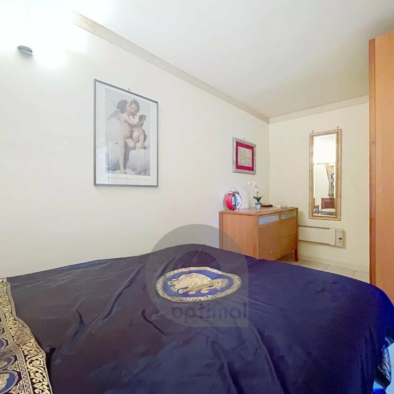 Menton Terres Chaudes – Résidence Bourgeoise – 2/3 pièces en triplex – Parking
