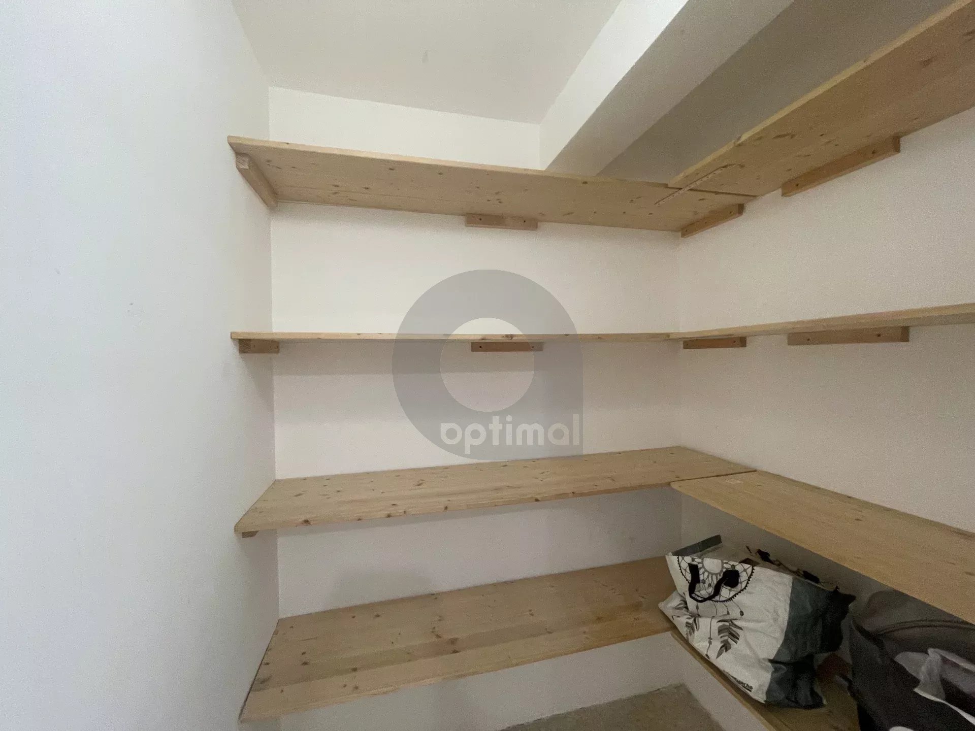3P 60.43m2 traversant avec cave et parking