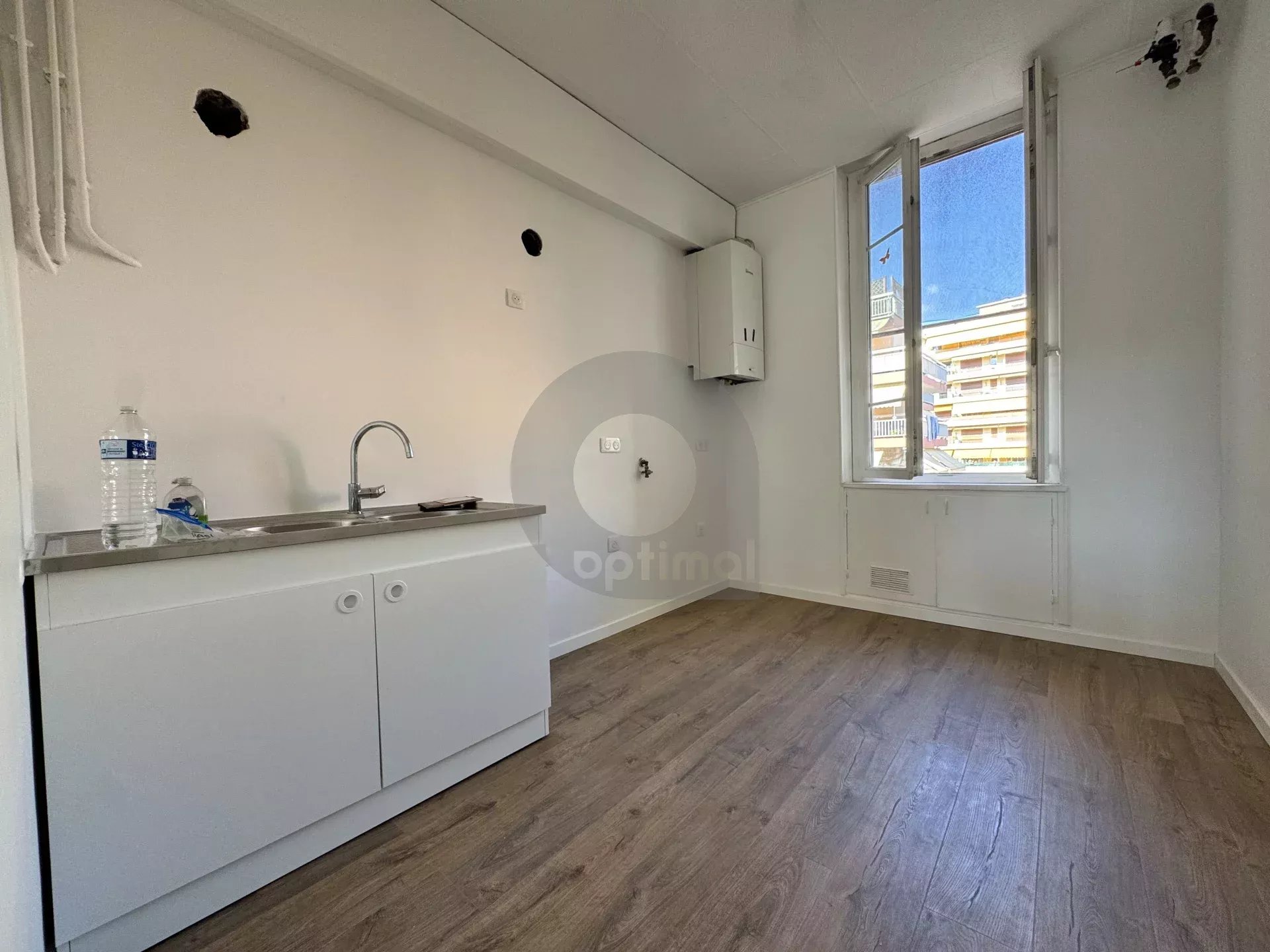 LOCATION 3 PIÈCES MENTON CENTRE VILLE