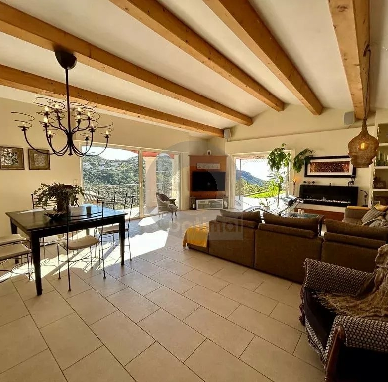A VENDRE – LA TURBIE – MAISON DE CARACTERE 5P 170M2 – PISCINE POOLHOUSE JARDIN