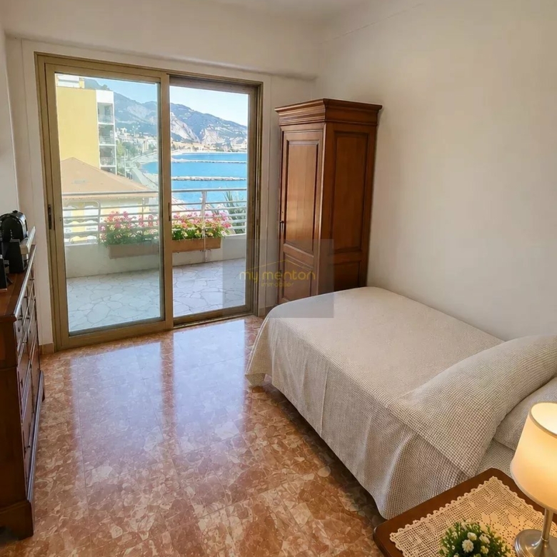 MENTON – MADONE | APPARTEMENT D’ANGLE FACE À LA MER