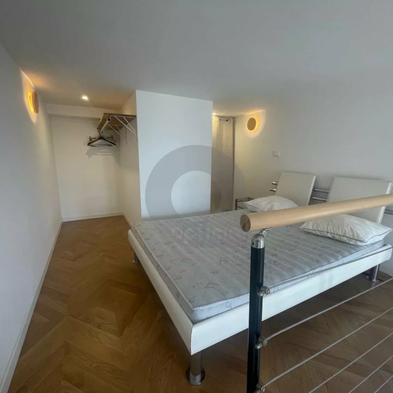 A louer : Appartement meublé esprit loft