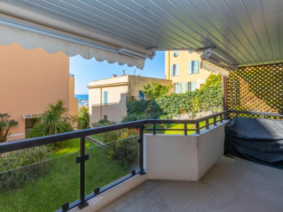 Menton Garavan calme apercue mer