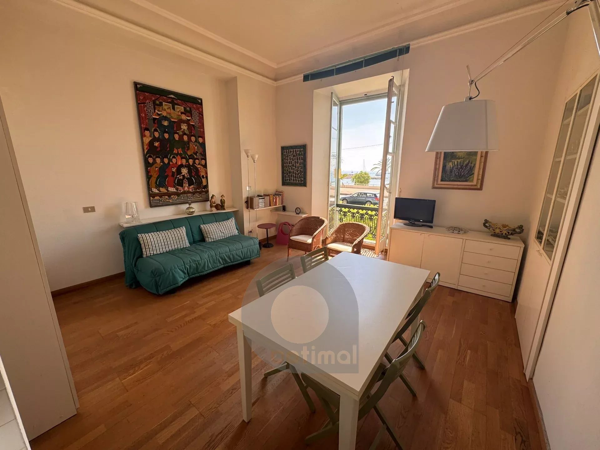 Appartement face à la mer à Menton