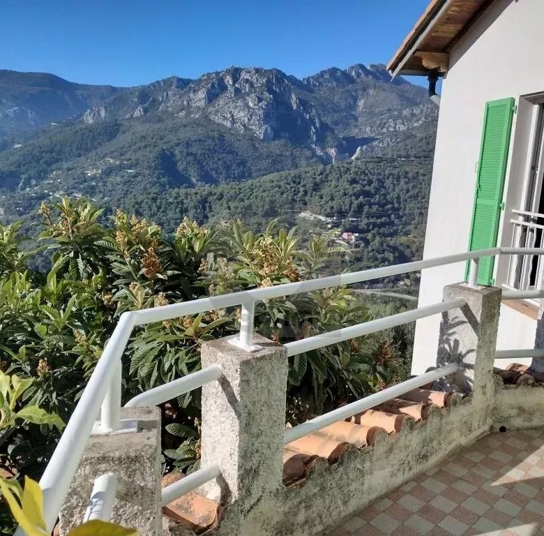 CASTELLAR : A LOUER 3P MEUBLE AVEC JARDIN