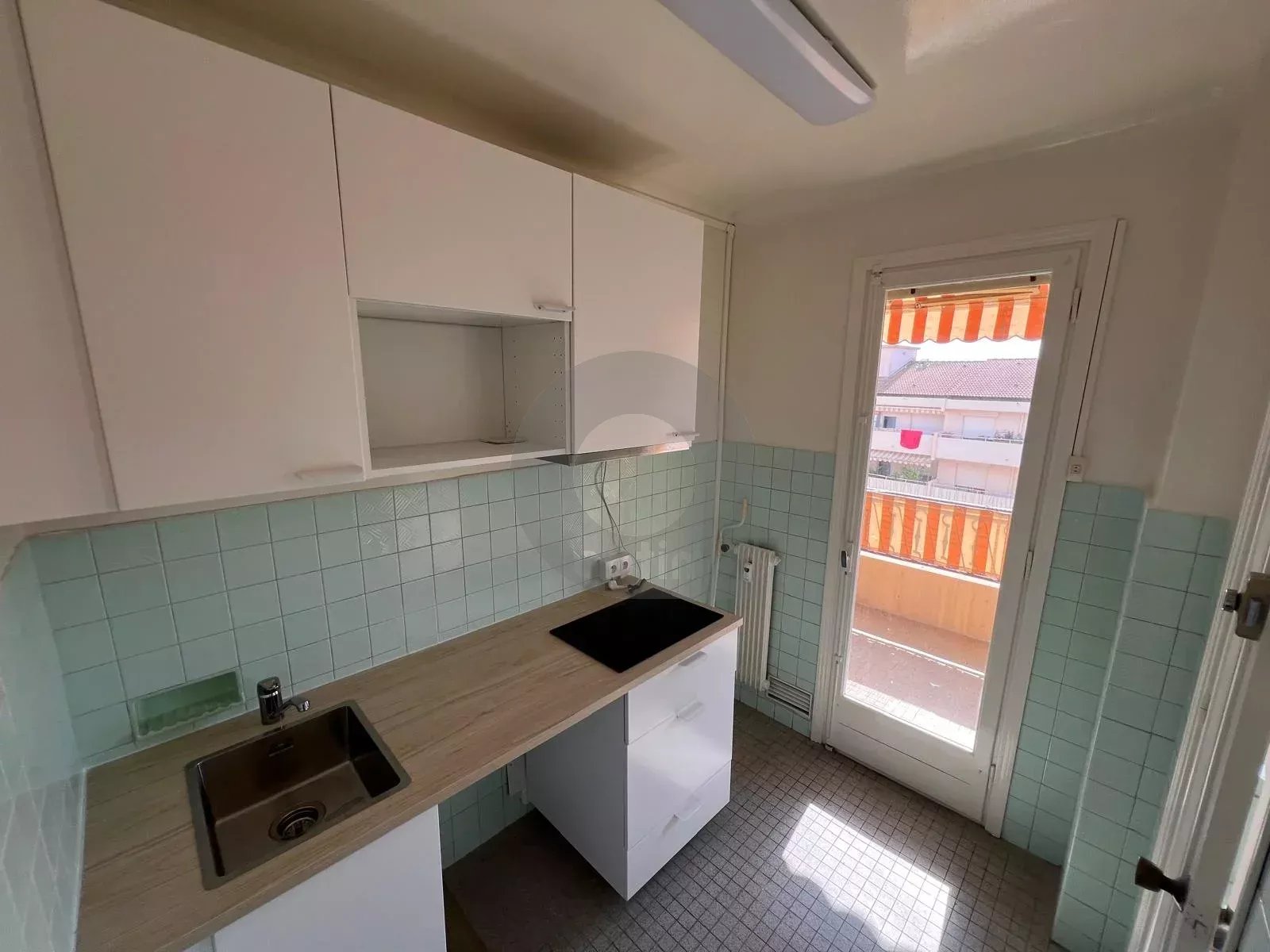 Beau STUDIO centre Menton