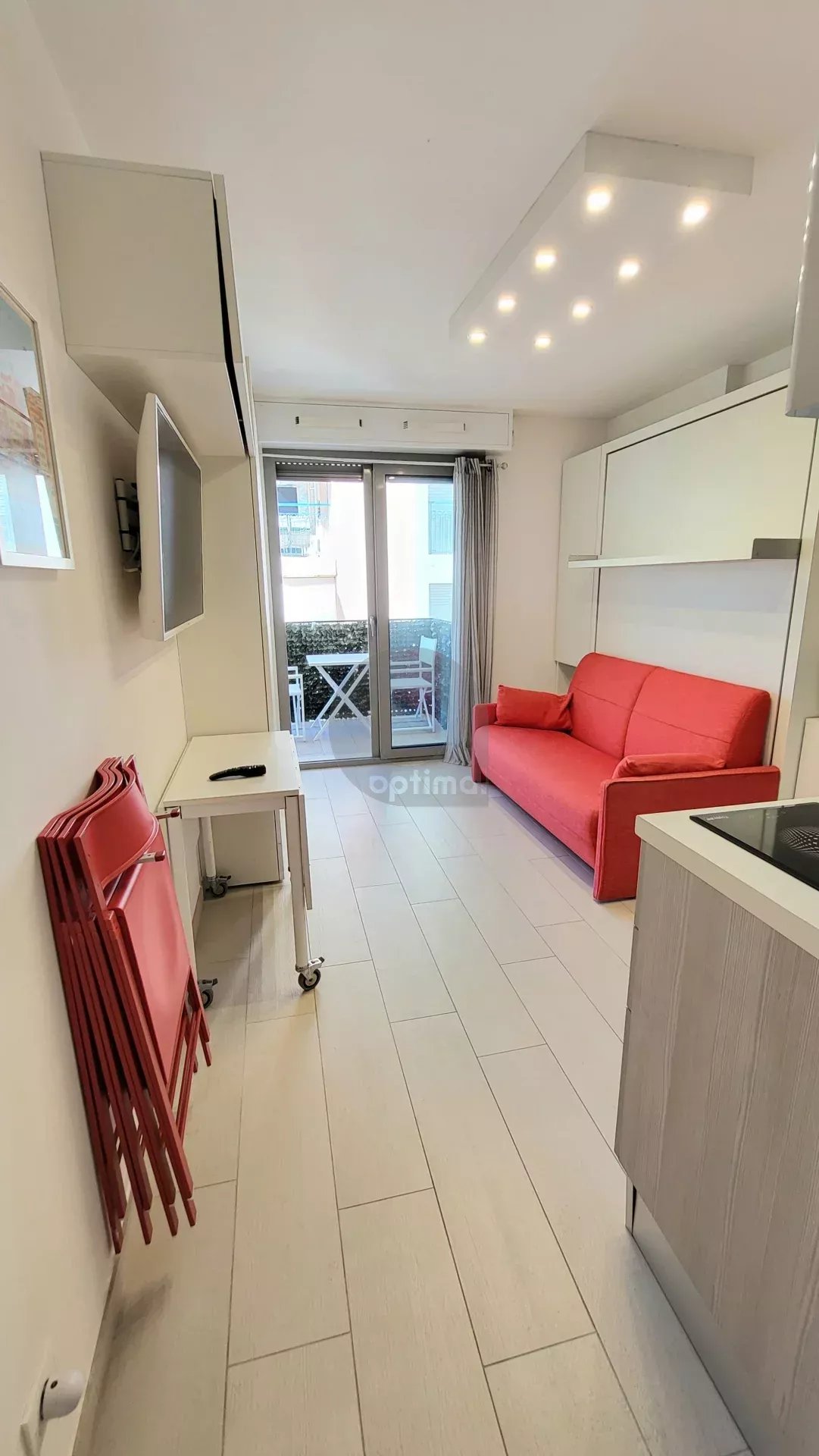 Menton Casino – Coquet studio – Immeuble récent – 100 mt des plages