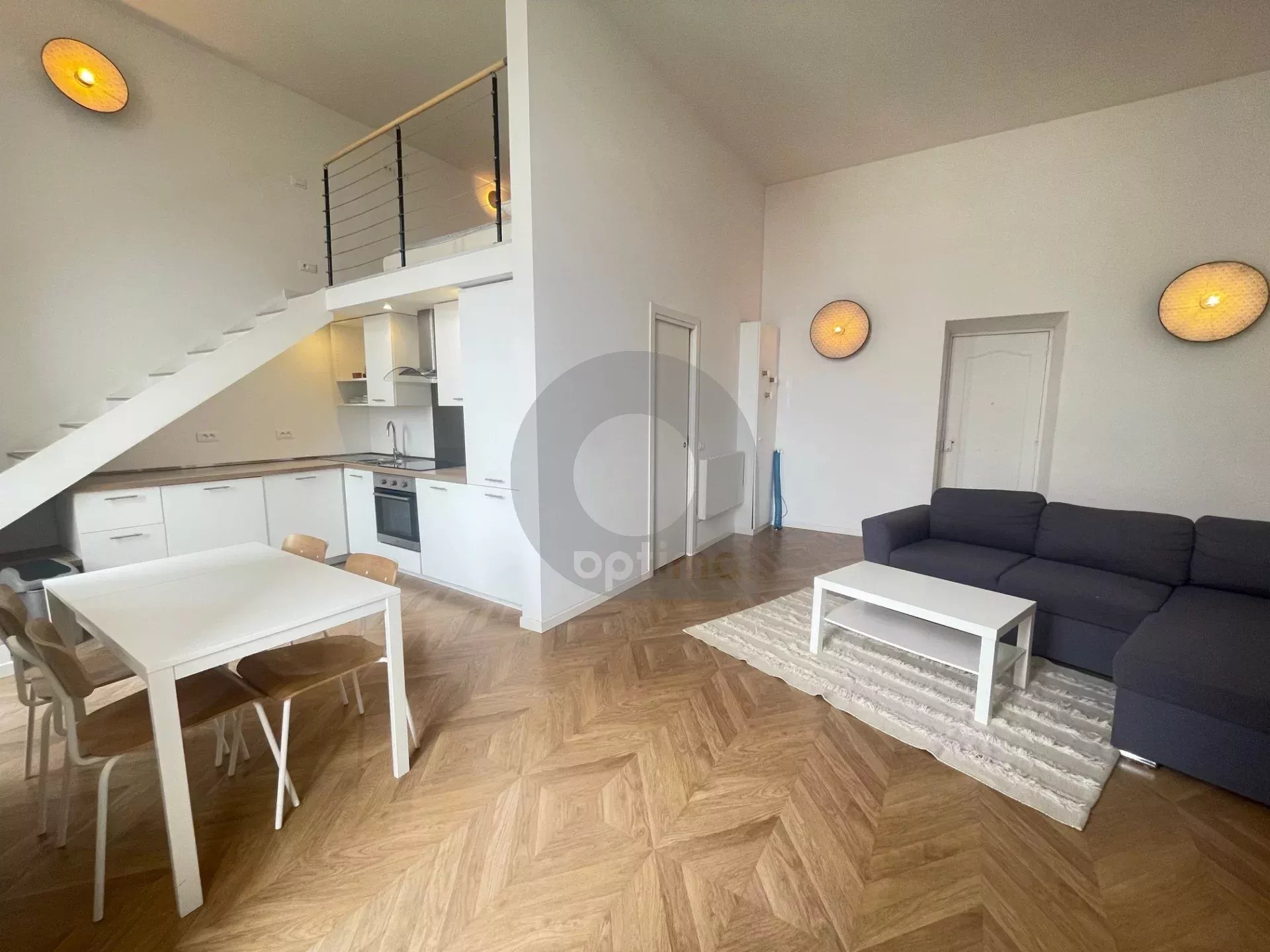 A louer : Appartement meublé esprit loft