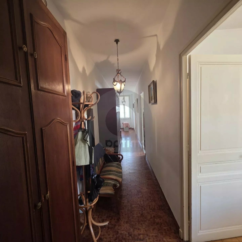 GRAND APPARTEMENT TROIS PIECES MENTON GARE ROUTIERE